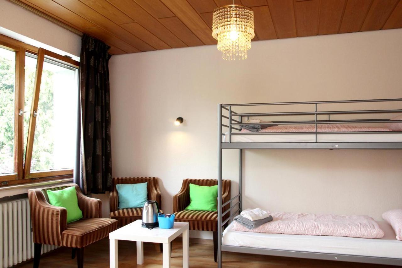 Familie Hotel Kameleon Elleringhausen Bagian luar foto