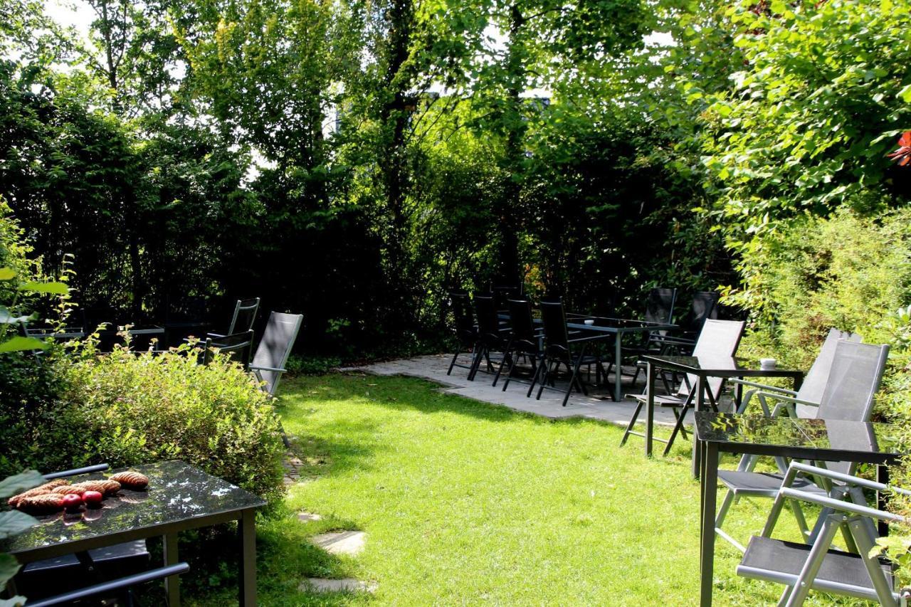 Familie Hotel Kameleon Elleringhausen Bagian luar foto